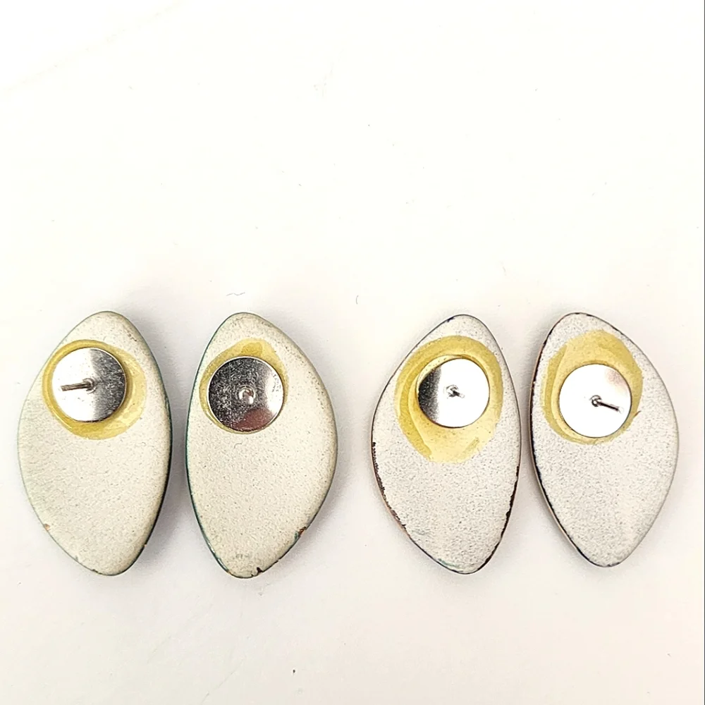 Ceramic Pierced Earrings